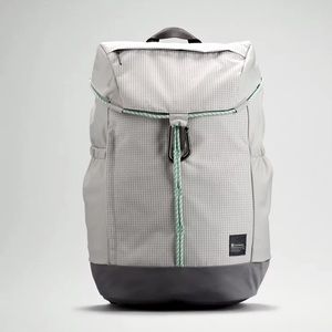 Lululemon backpack - 21L